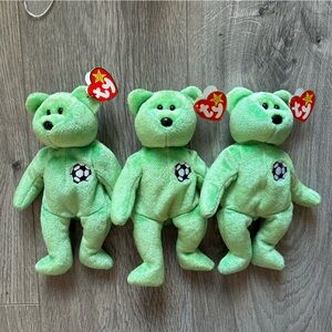 Ty Beanie Baby “Kicks” x 3 Bear